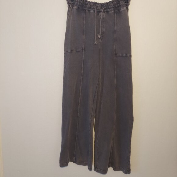 NWOT Arizona Jean Wide Leg Sweatpants 100 % Cotton Charcoal Size S - Picture 2 of 6